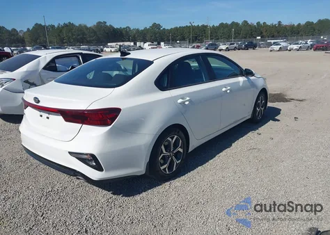 2021 Kia Forte Lxs из США, поврежденный, VIN 3KPF24AD6ME279528